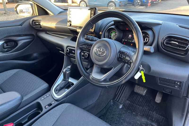 Used Toyota Yaris 2021 for sale - 77146715: Photo 10