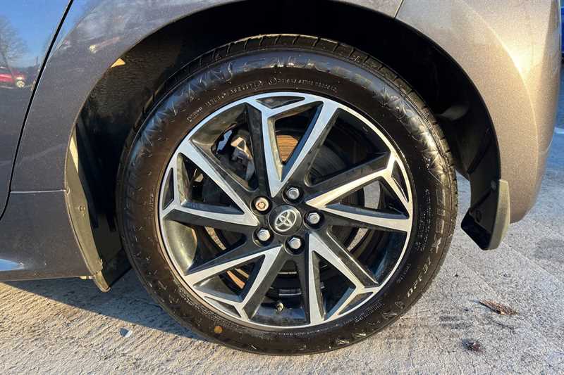 Used Toyota Yaris 2021 for sale - 77146715: Photo 34