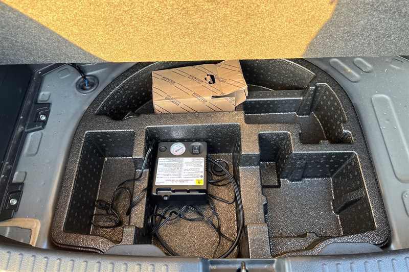 Used Toyota Yaris 2021 for sale - 77146715: Photo 39