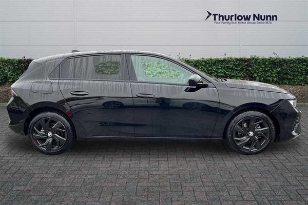 Used Vauxhall Astra 2024 for sale - 76261912: Photo 2