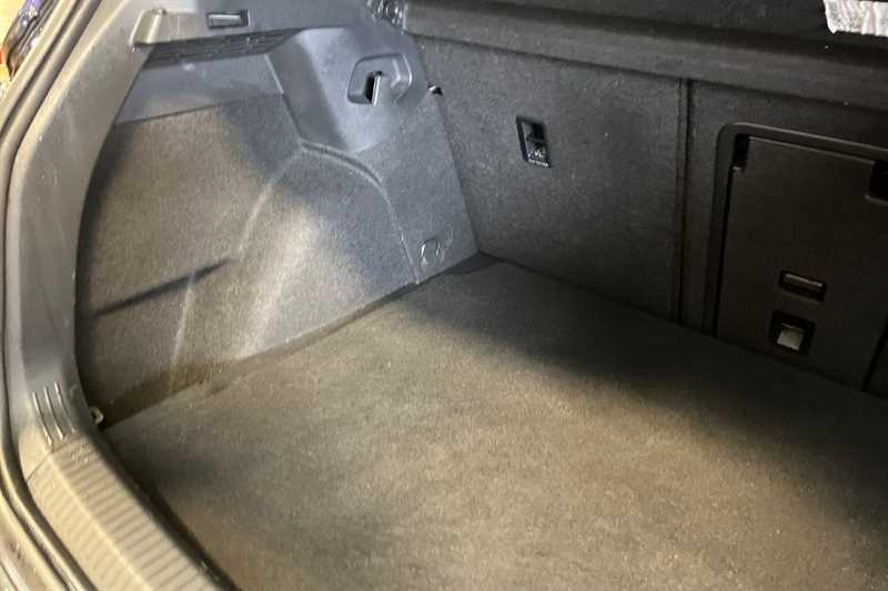 Used Volkswagen Golf 2020 for sale - 77512963: Photo 38