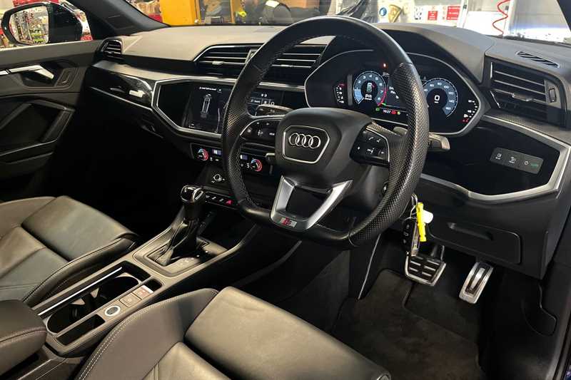 Used Audi Q3 2024 for sale - 77513624: Photo 10