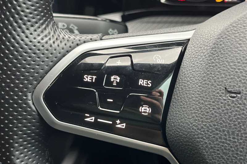 Used Volkswagen Golf 2020 for sale - 76420552: Photo 21