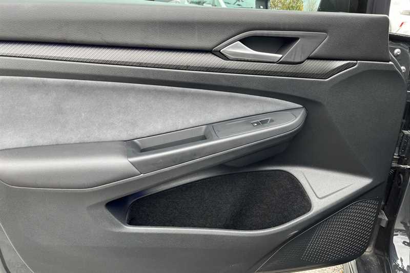 Used Volkswagen Golf 2020 for sale - 76420552: Photo 27