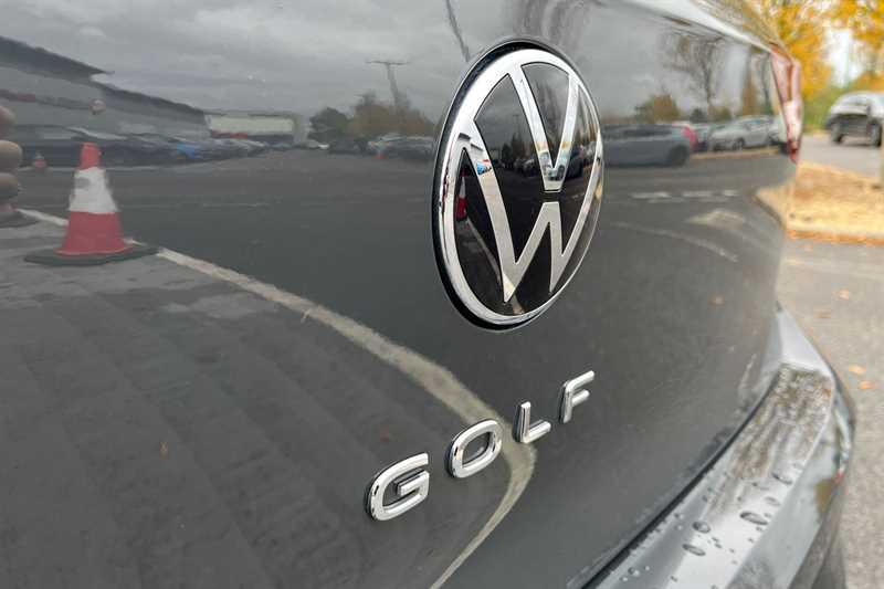 Used Volkswagen Golf 2020 for sale - 76420552: Photo 37