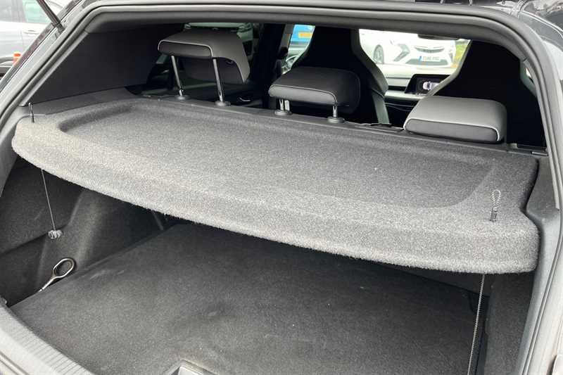 Used Volkswagen Golf 2020 for sale - 76420552: Photo 42