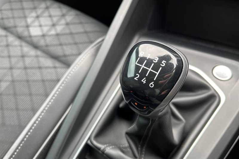 Used Volkswagen Golf 2020 for sale - 76420552: Photo 48