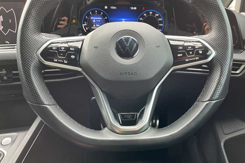 Used Volkswagen Golf 2020 for sale - 76420552: Photo 53