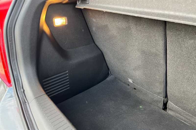 Used Vauxhall Viva 2016 for sale - 76487640: Photo 40