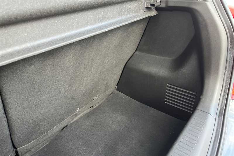 Used Vauxhall Viva 2016 for sale - 76487640: Photo 41