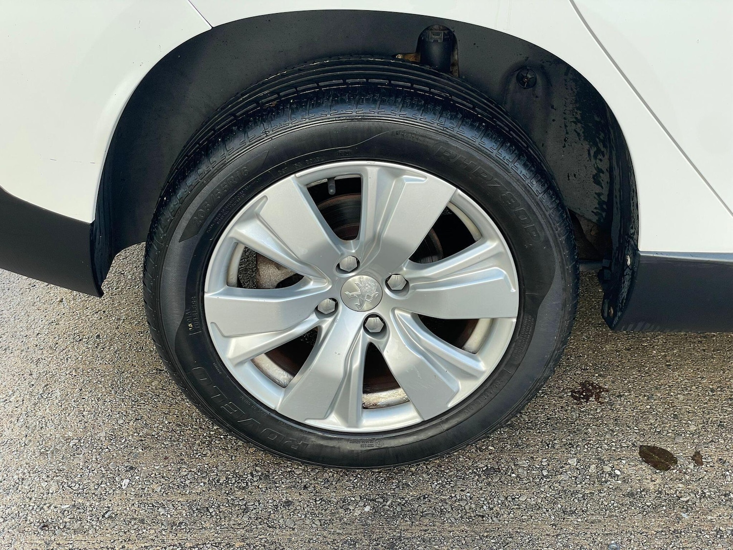 Used Peugeot 2008 2014 for sale - 77386330: Photo 29