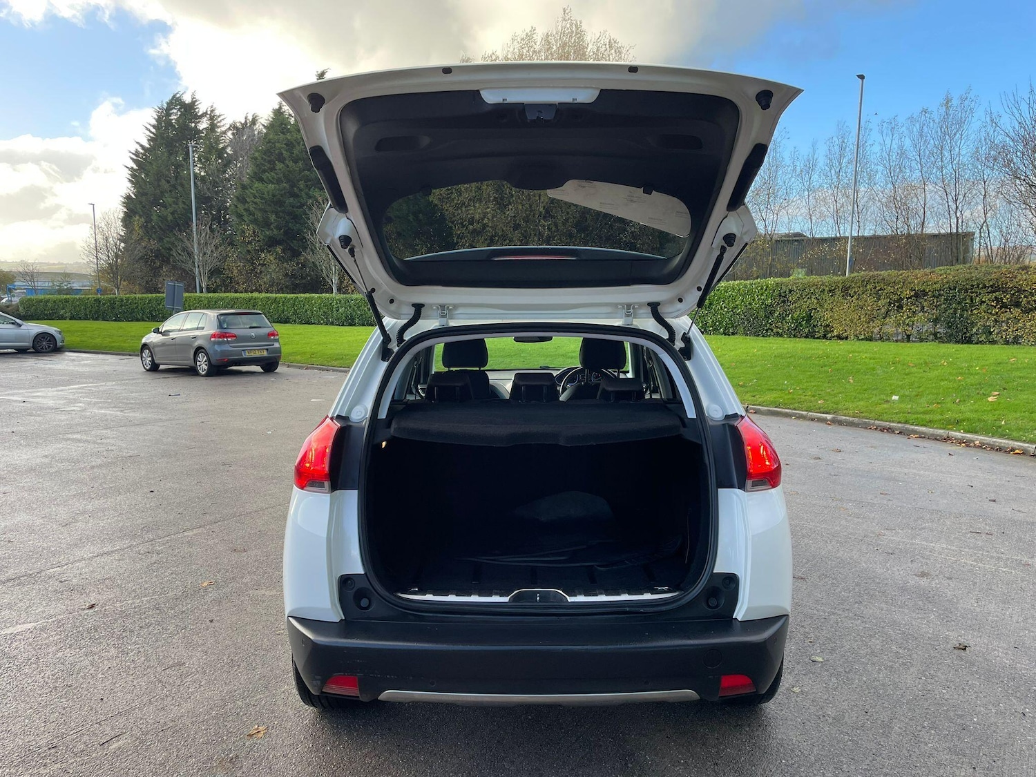 Used Peugeot 2008 2014 for sale - 77386330: Photo 37