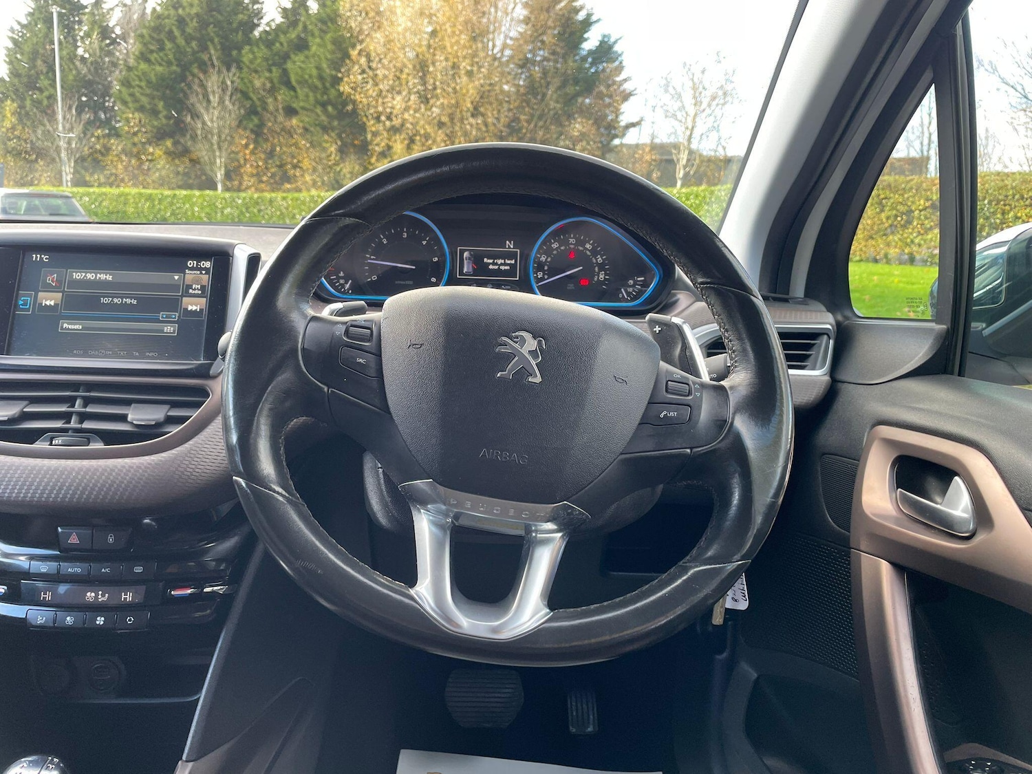 Used Peugeot 2008 2014 for sale - 77386330: Photo 38