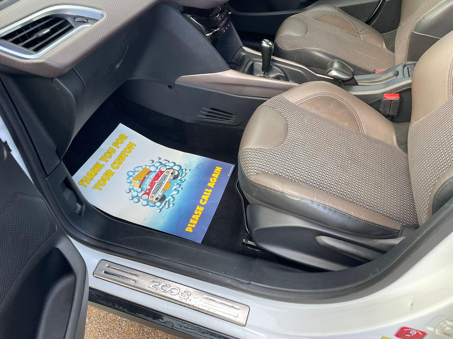 Used Peugeot 2008 2014 for sale - 77386330: Photo 39