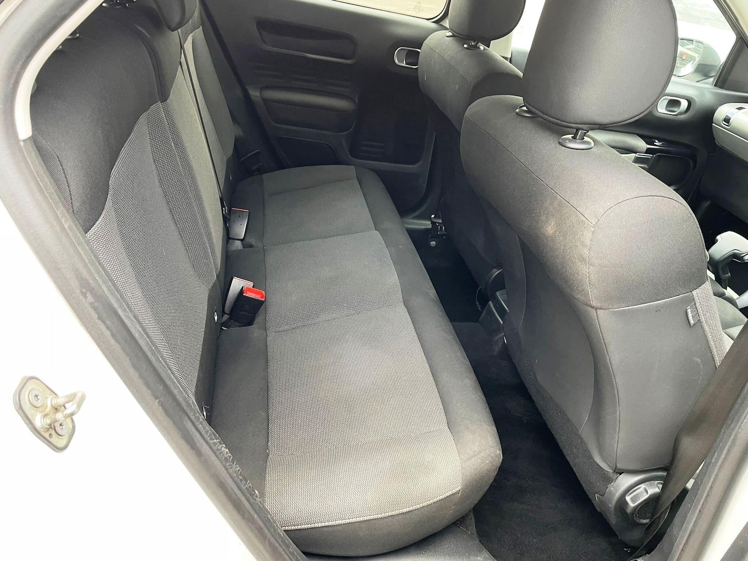 Used Citroen C4 Cactus 2017 for sale - 77386708: Photo 31