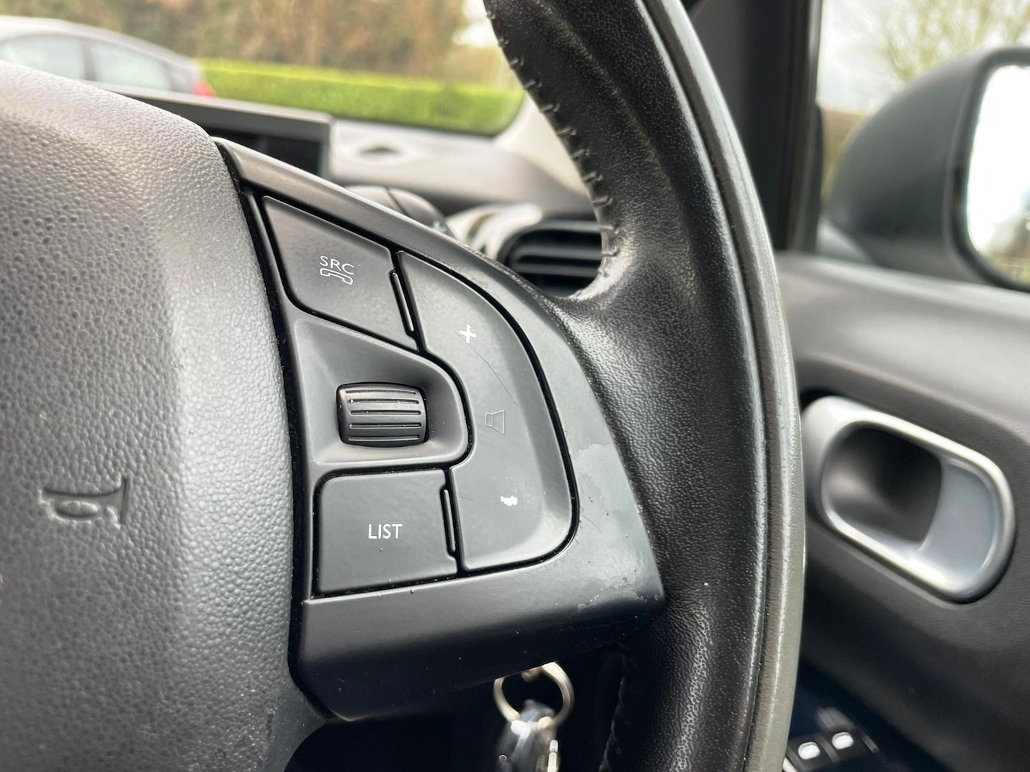 Used Citroen C4 Cactus 2017 for sale - 77386708: Photo 38