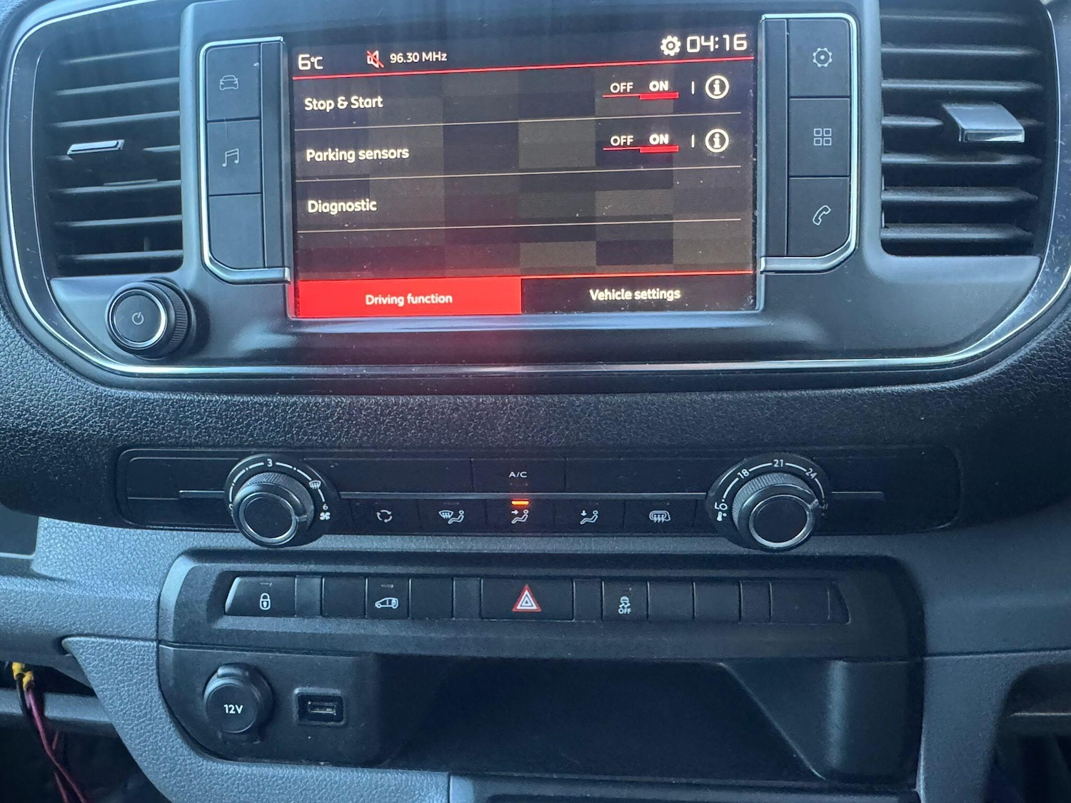 Used Citroen Dispatch 2017 for sale - 77387179: Photo 25