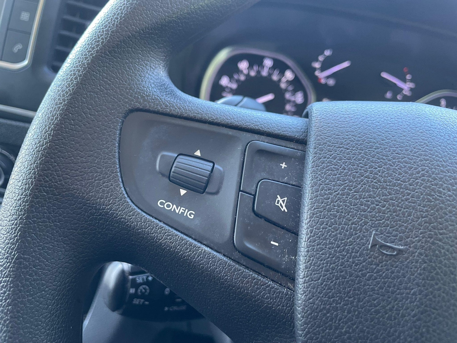 Used Peugeot Expert 2018 for sale - 77386740: Photo 37