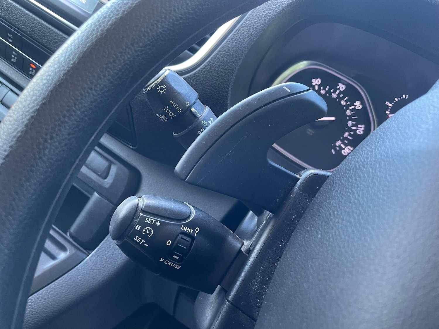 Used Peugeot Expert 2018 for sale - 77386740: Photo 39