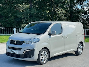 Used Peugeot Expert 2018 for sale - 77386740: Photo