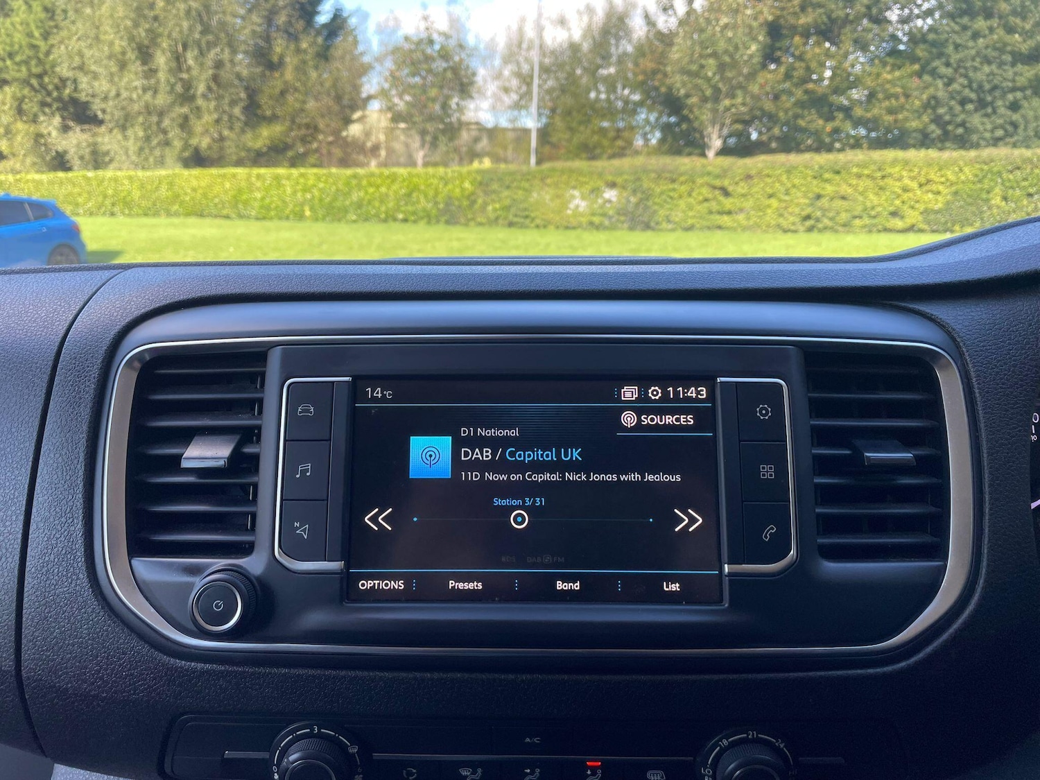 Used Peugeot Expert 2018 for sale - 77386740: Photo 41