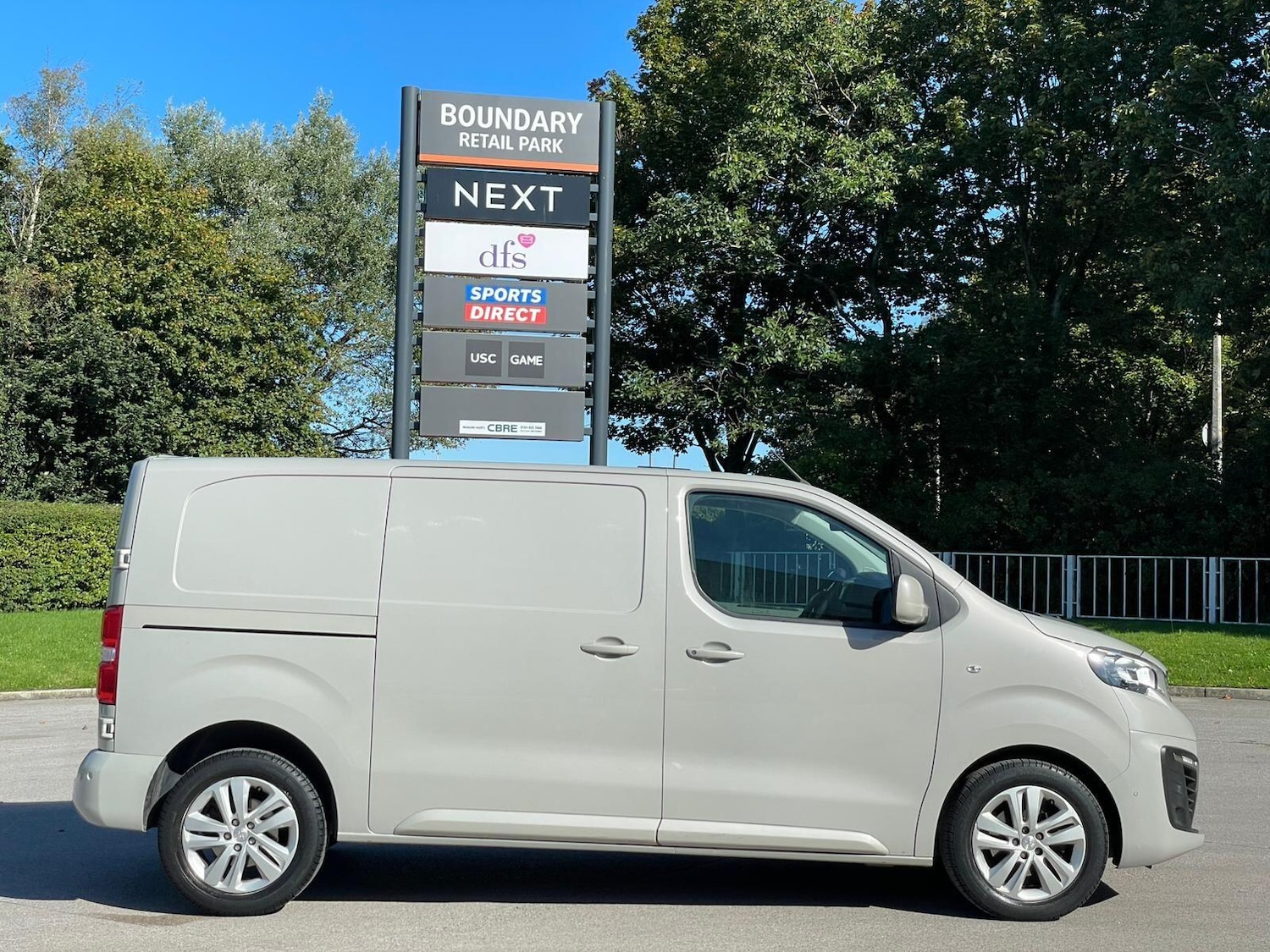 Used Peugeot Expert 2018 for sale - 77386740: Photo 8