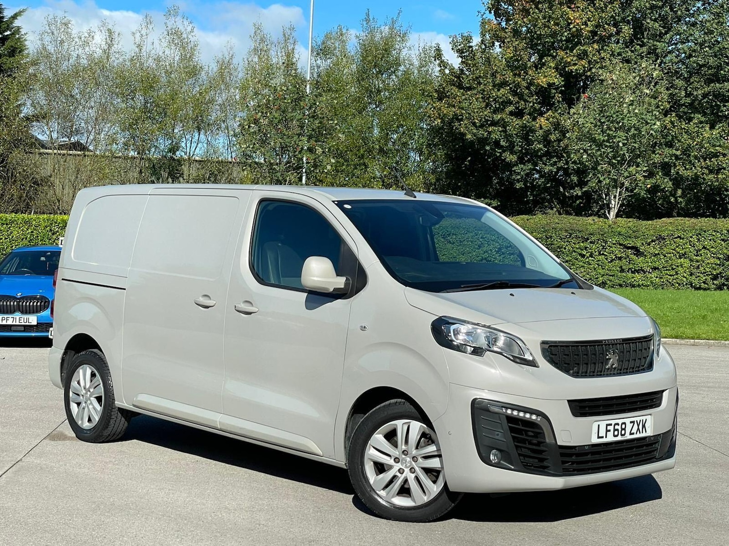 Used Peugeot Expert 2018 for sale - 77386740: Photo 9