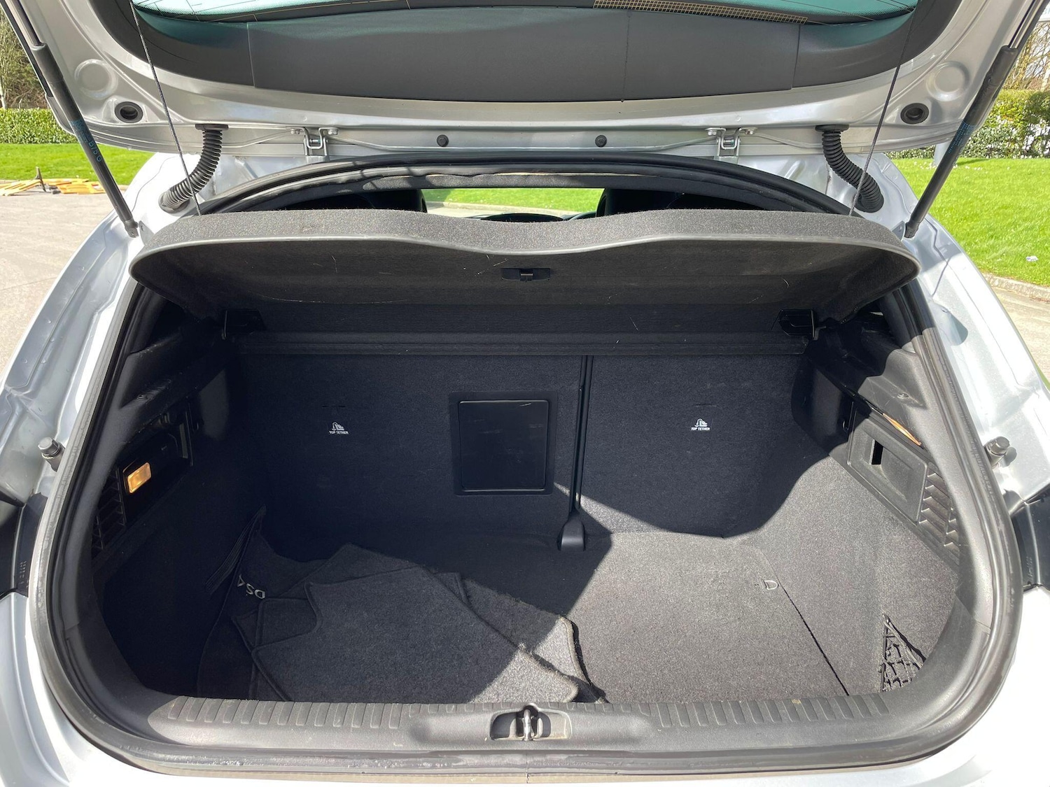 Used Citroen DS4 2014 for sale - 77898389: Photo 38