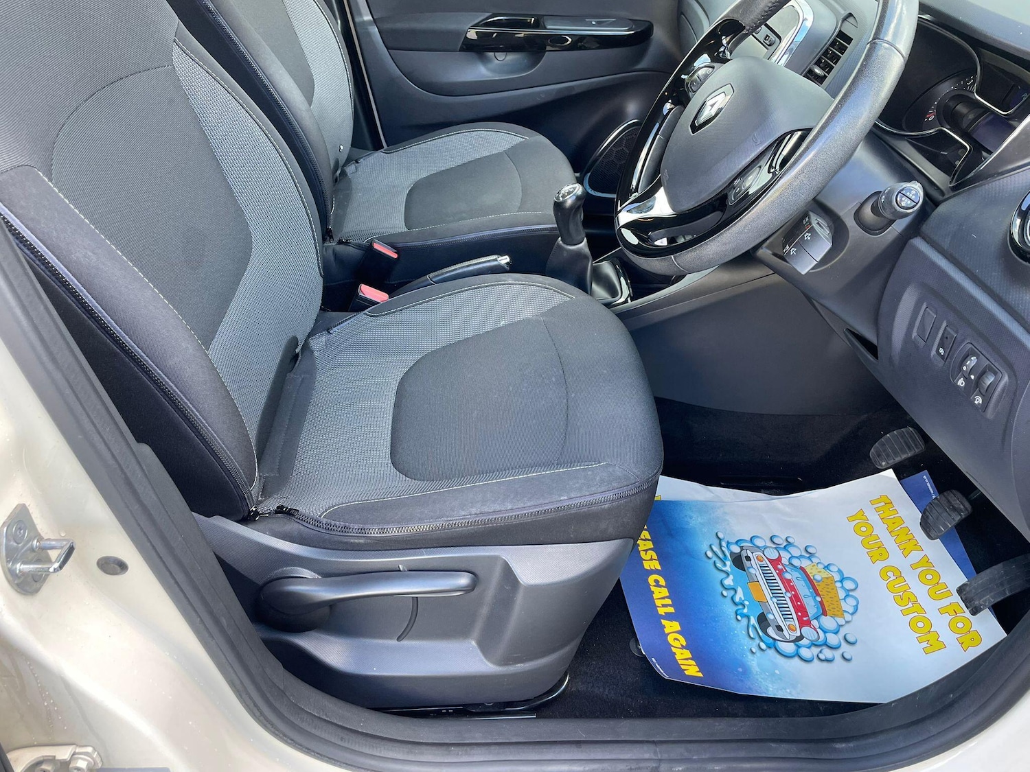 Used Renault Captur 2016 for sale - 77387202: Photo 26