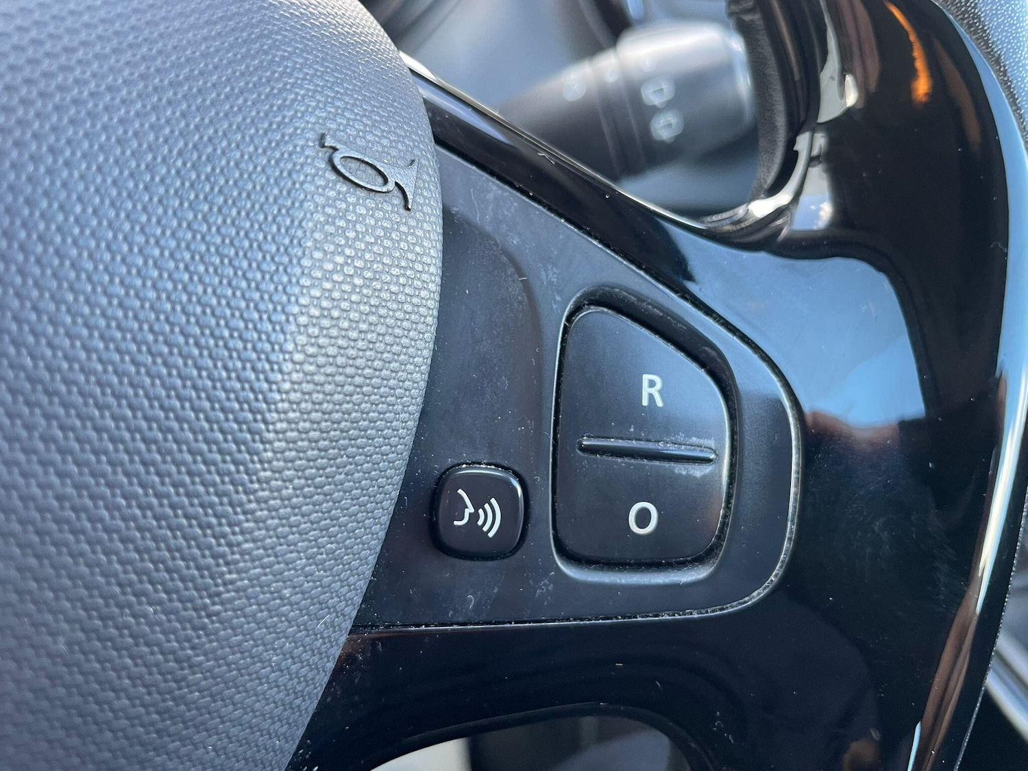 Used Renault Captur 2016 for sale - 77387202: Photo 38