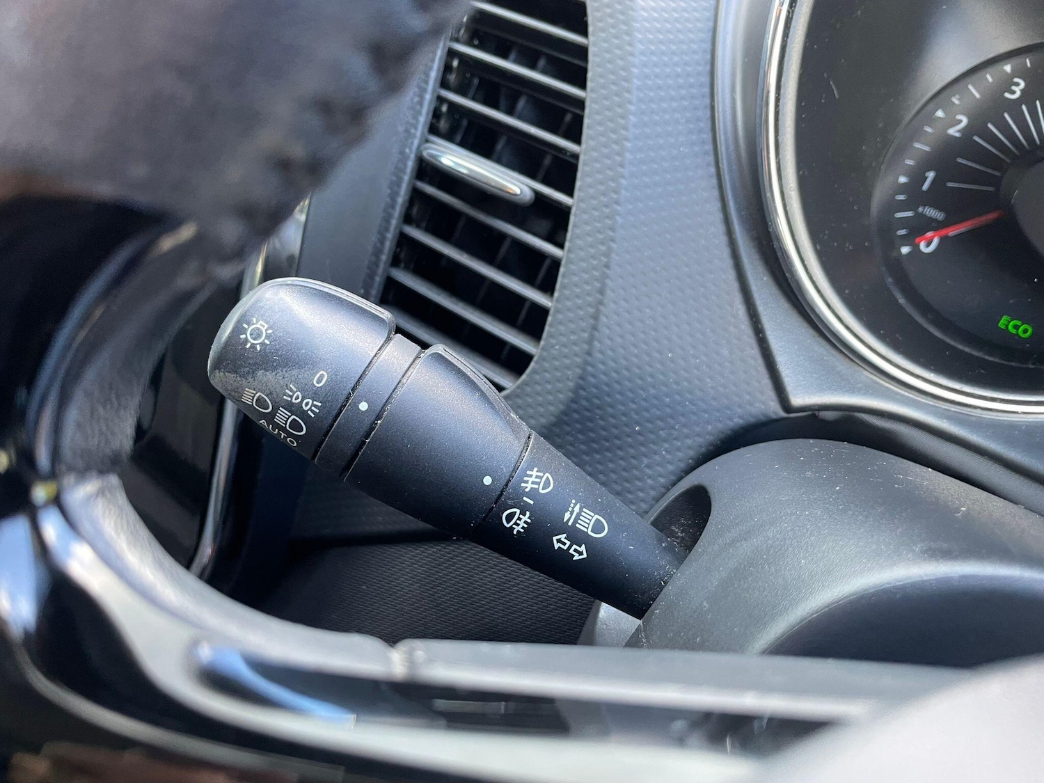 Used Renault Captur 2016 for sale - 77387202: Photo 39