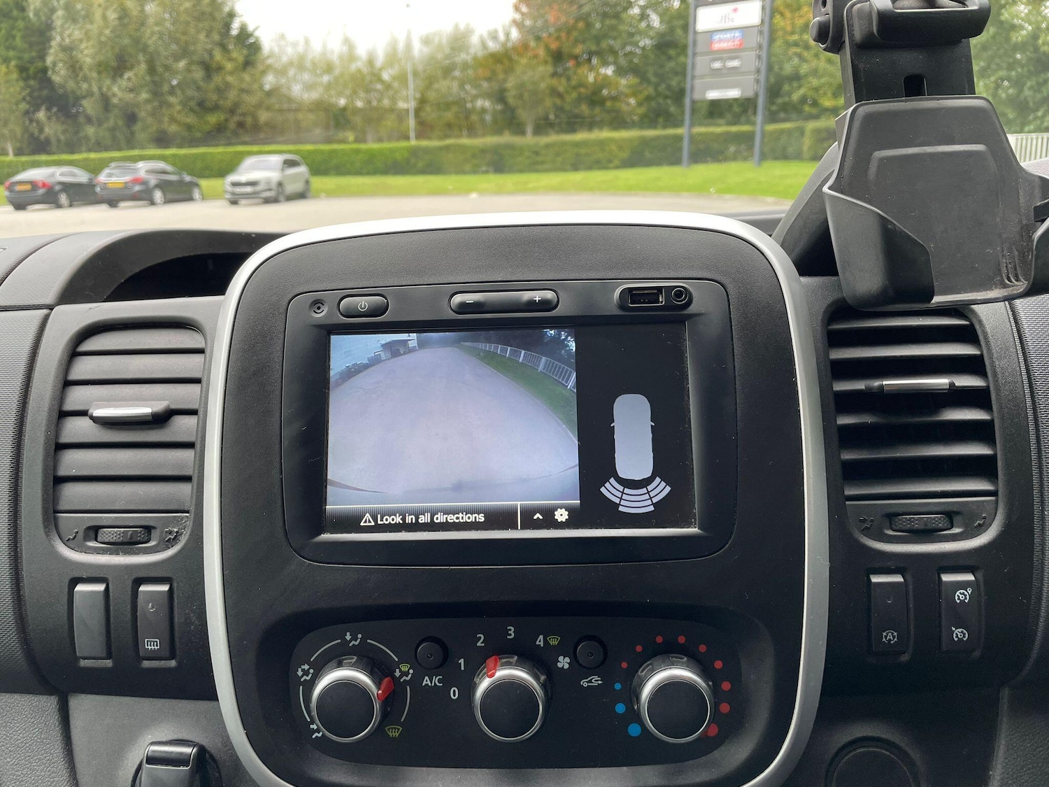 Used Renault Trafic 2021 for sale - 77387296: Photo 44