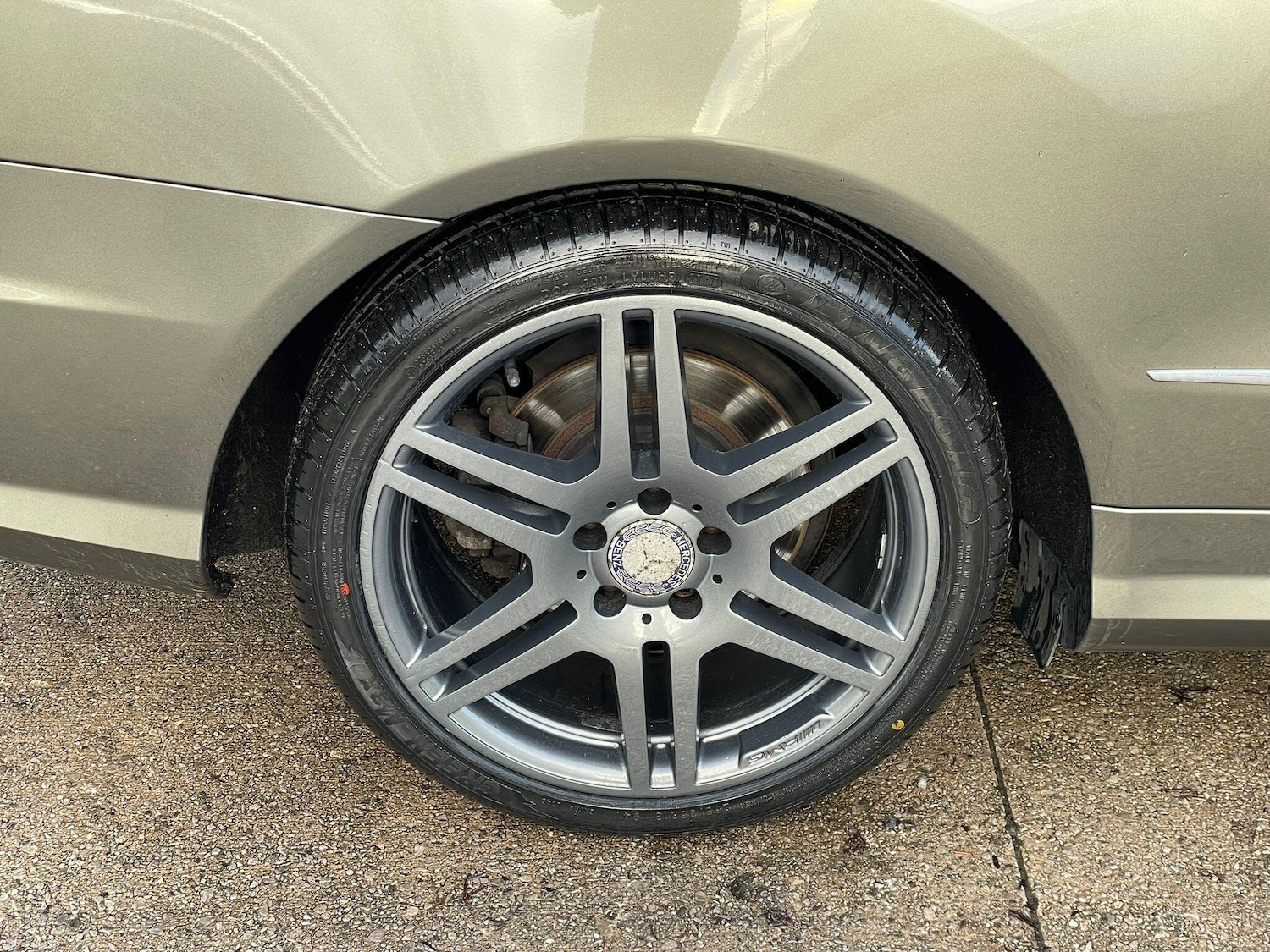 Used Mercedes-Benz E Class 2012 for sale - 77565069: Photo 31