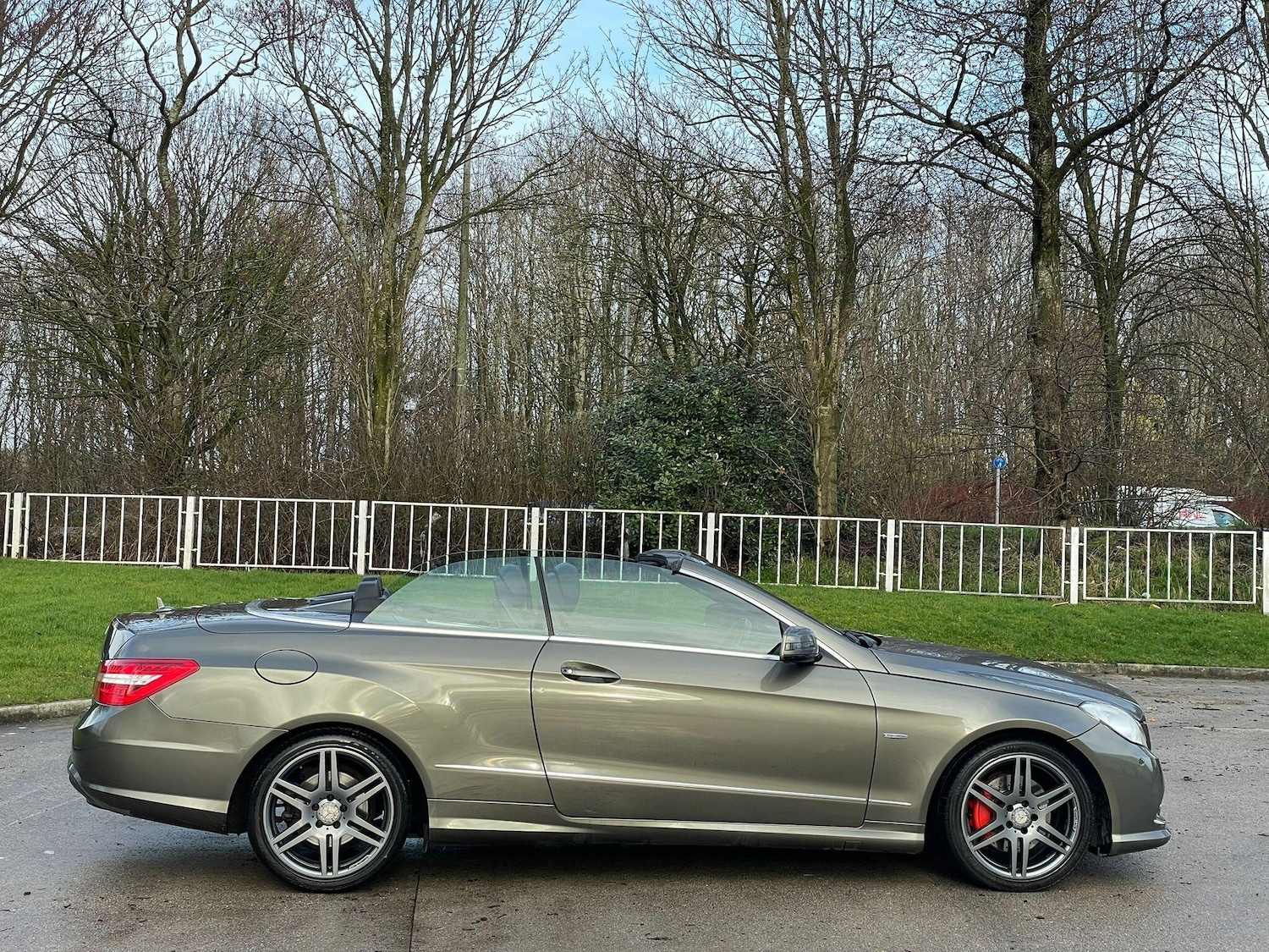 Used Mercedes-Benz E Class 2012 for sale - 77565069: Photo 8