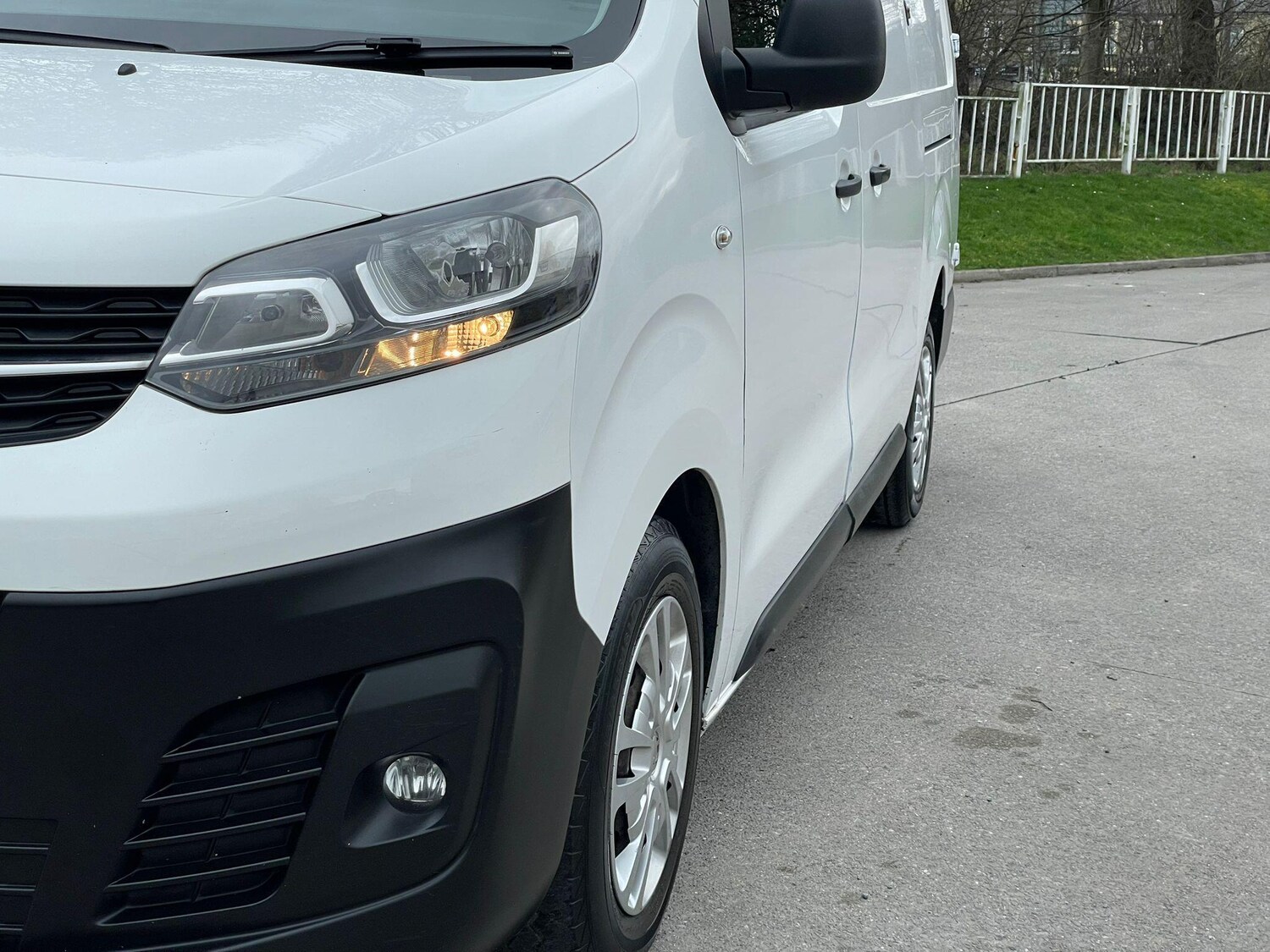 Used Vauxhall Vivaro for sale - 77783771: Photo 12