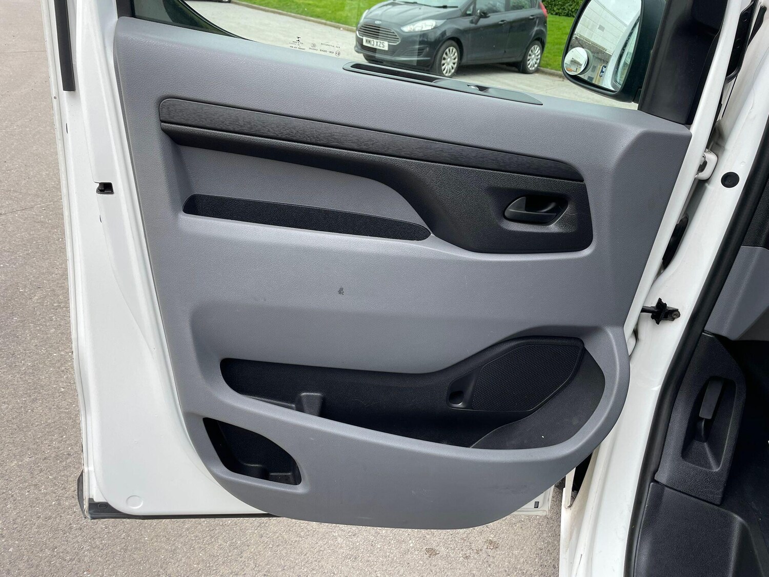 Used Vauxhall Vivaro for sale - 77783771: Photo 17