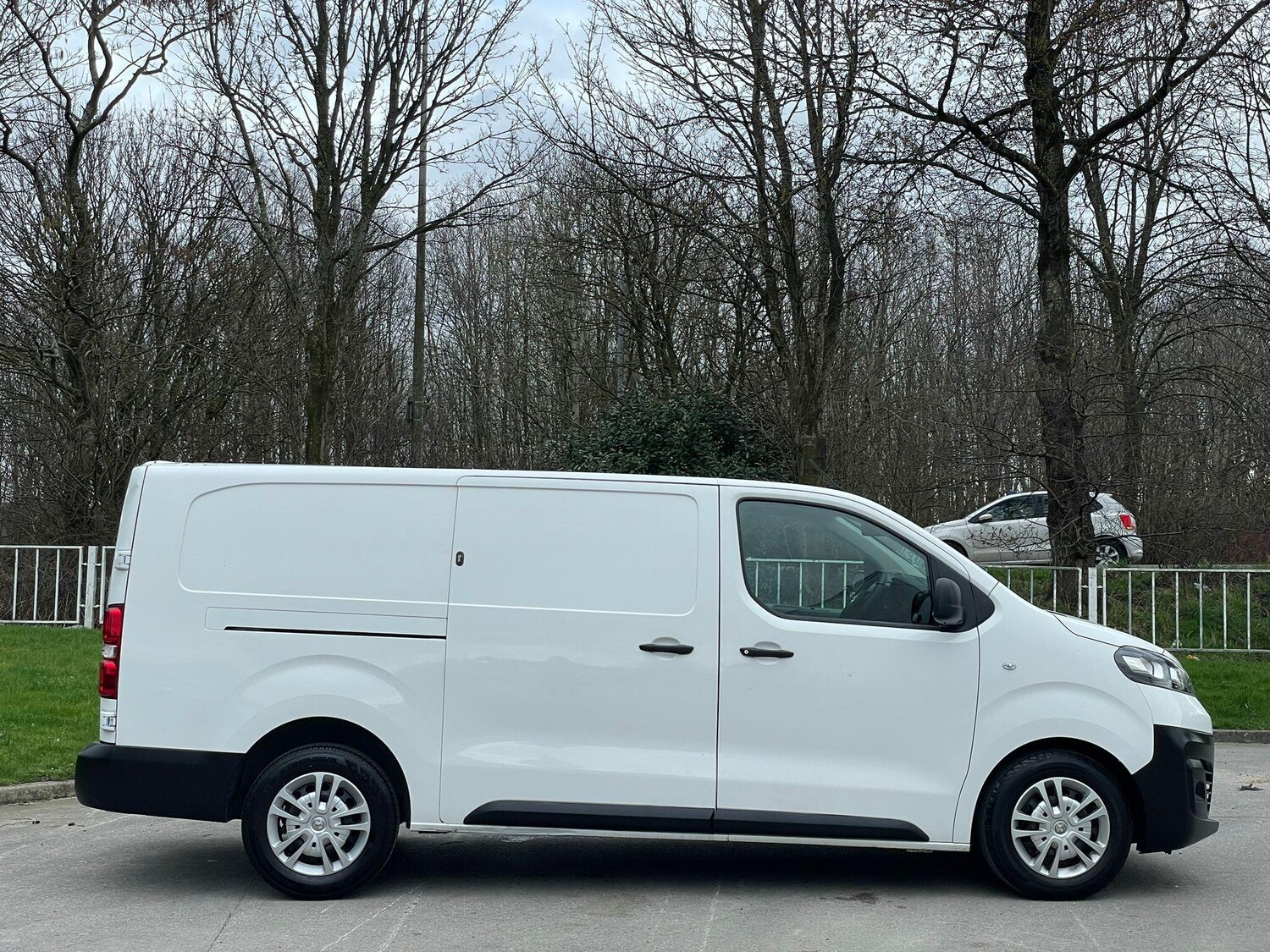 Used Vauxhall Vivaro for sale - 77783771: Photo 9