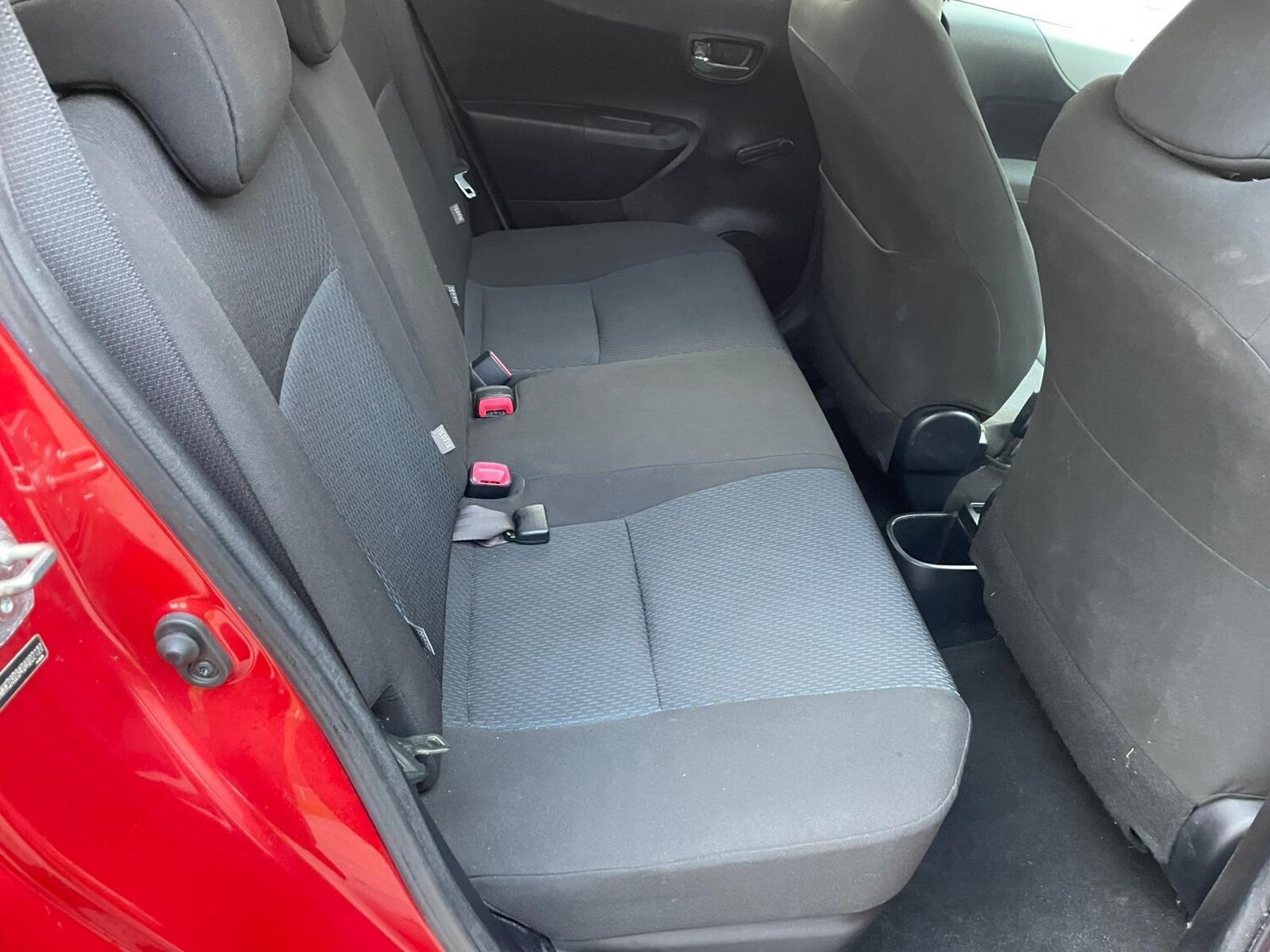 Used Toyota Yaris 2012 for sale - 77559123: Photo 16