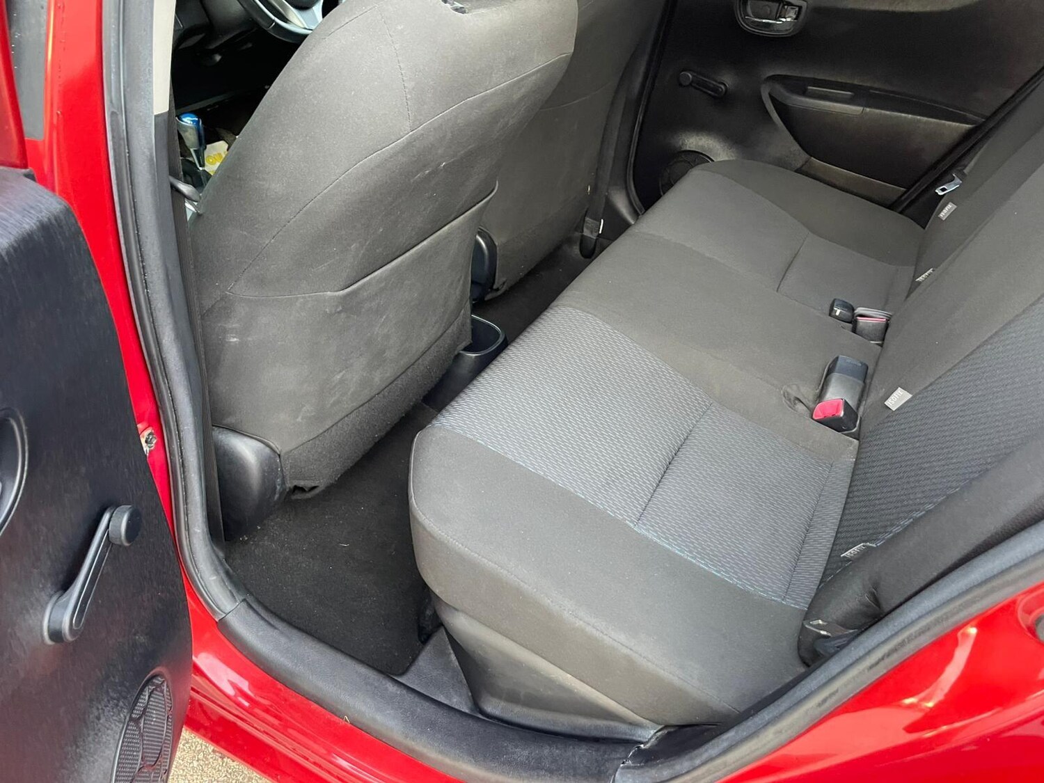 Used Toyota Yaris 2012 for sale - 77559123: Photo 17