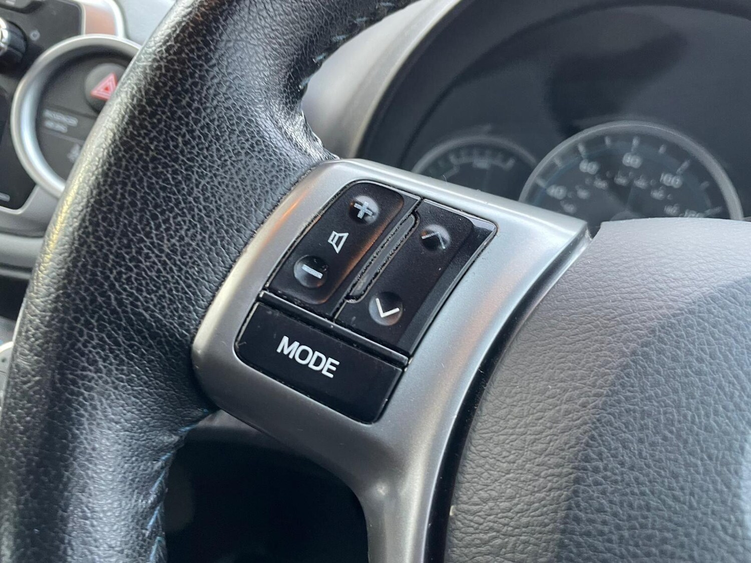 Used Toyota Yaris 2012 for sale - 77559123: Photo 22