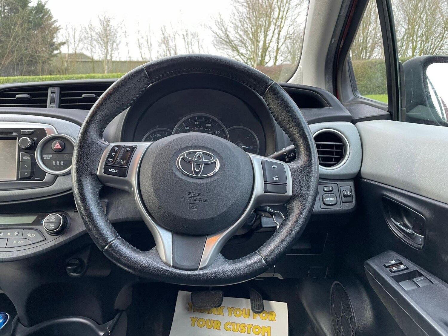 Used Toyota Yaris 2012 for sale - 77559123: Photo 43