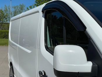 Used Vauxhall Vivaro 2015 for sale - 78430299: Photo