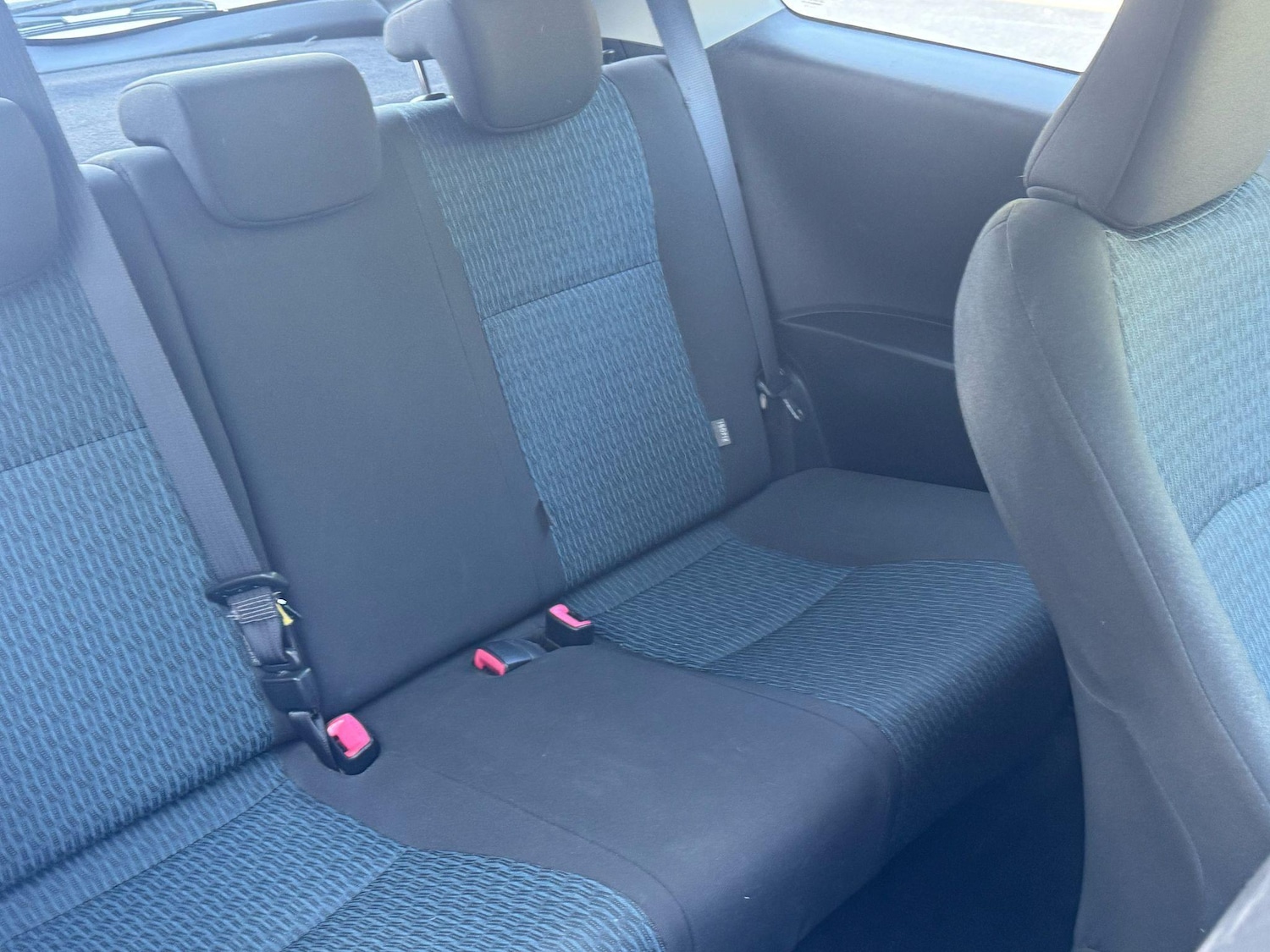 Used Toyota Yaris 2012 for sale - 77387608: Photo 25