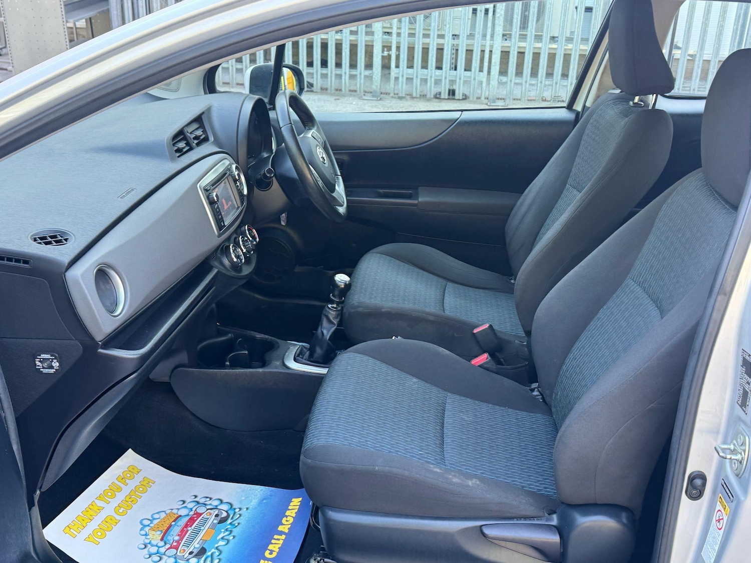 Used Toyota Yaris 2012 for sale - 77387608: Photo 37