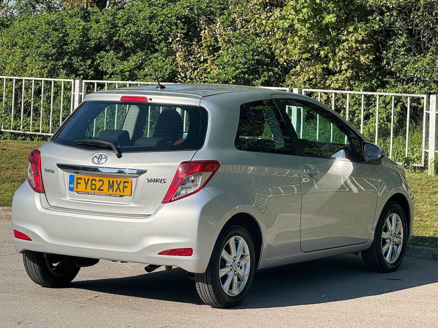 Used Toyota Yaris 2012 for sale - 77387608: Photo 6