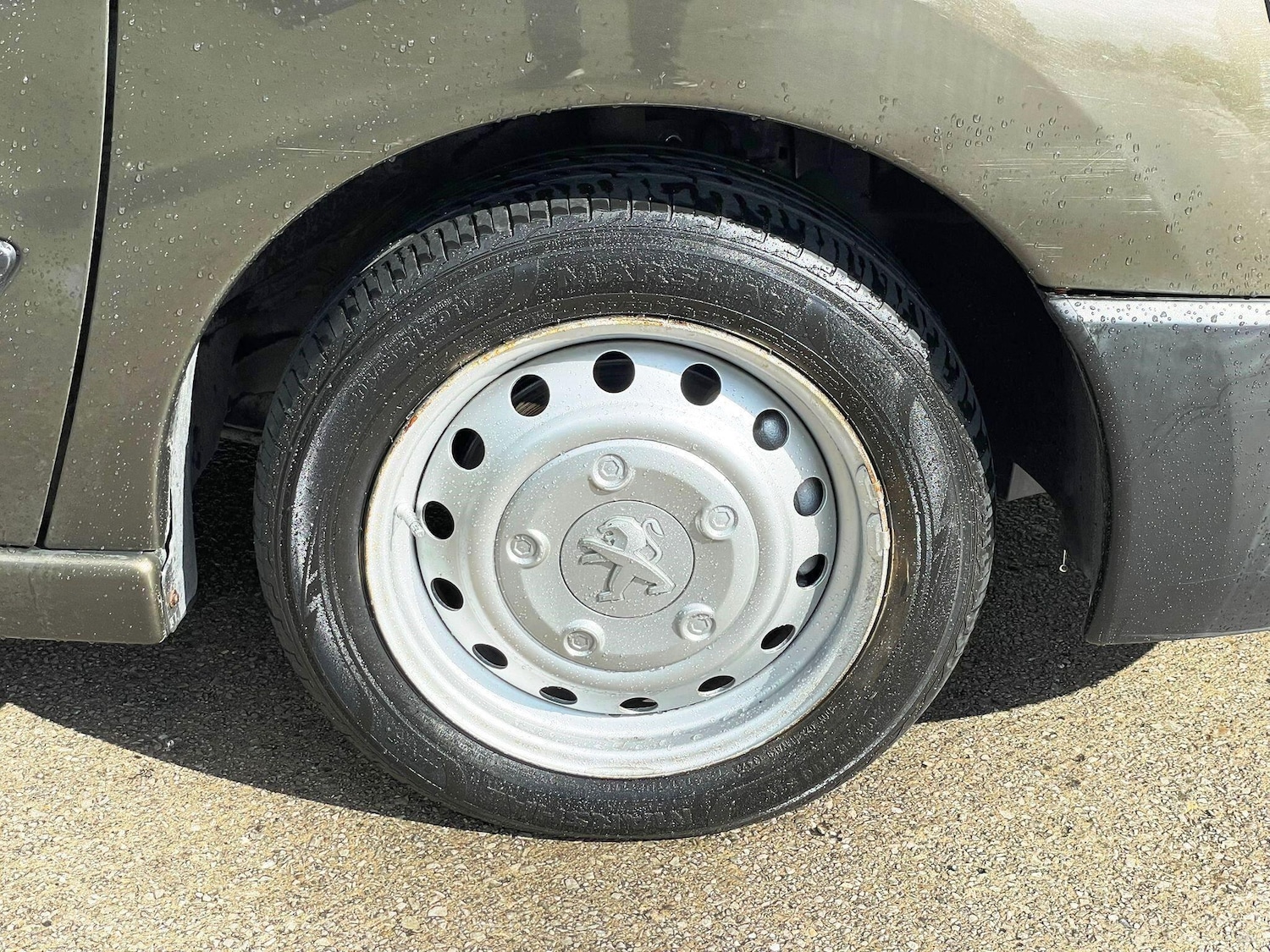 Used Peugeot Expert Tepee 2014 for sale - 77386778: Photo 23