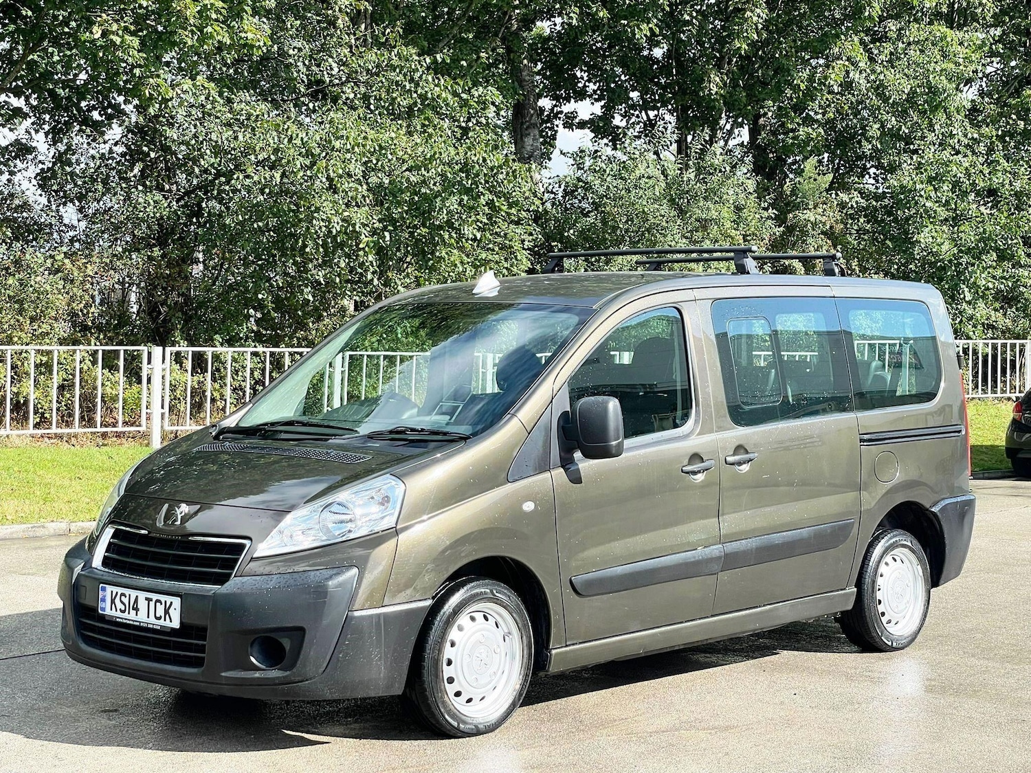 Used Peugeot Expert Tepee 2014 for sale - 77386778: Photo 4