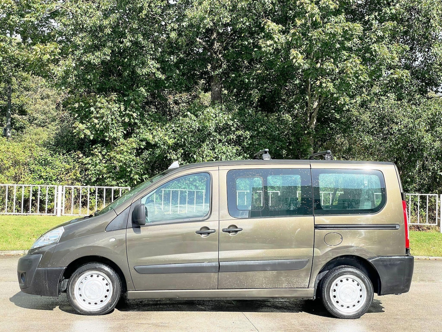 Used Peugeot Expert Tepee 2014 for sale - 77386778: Photo 5