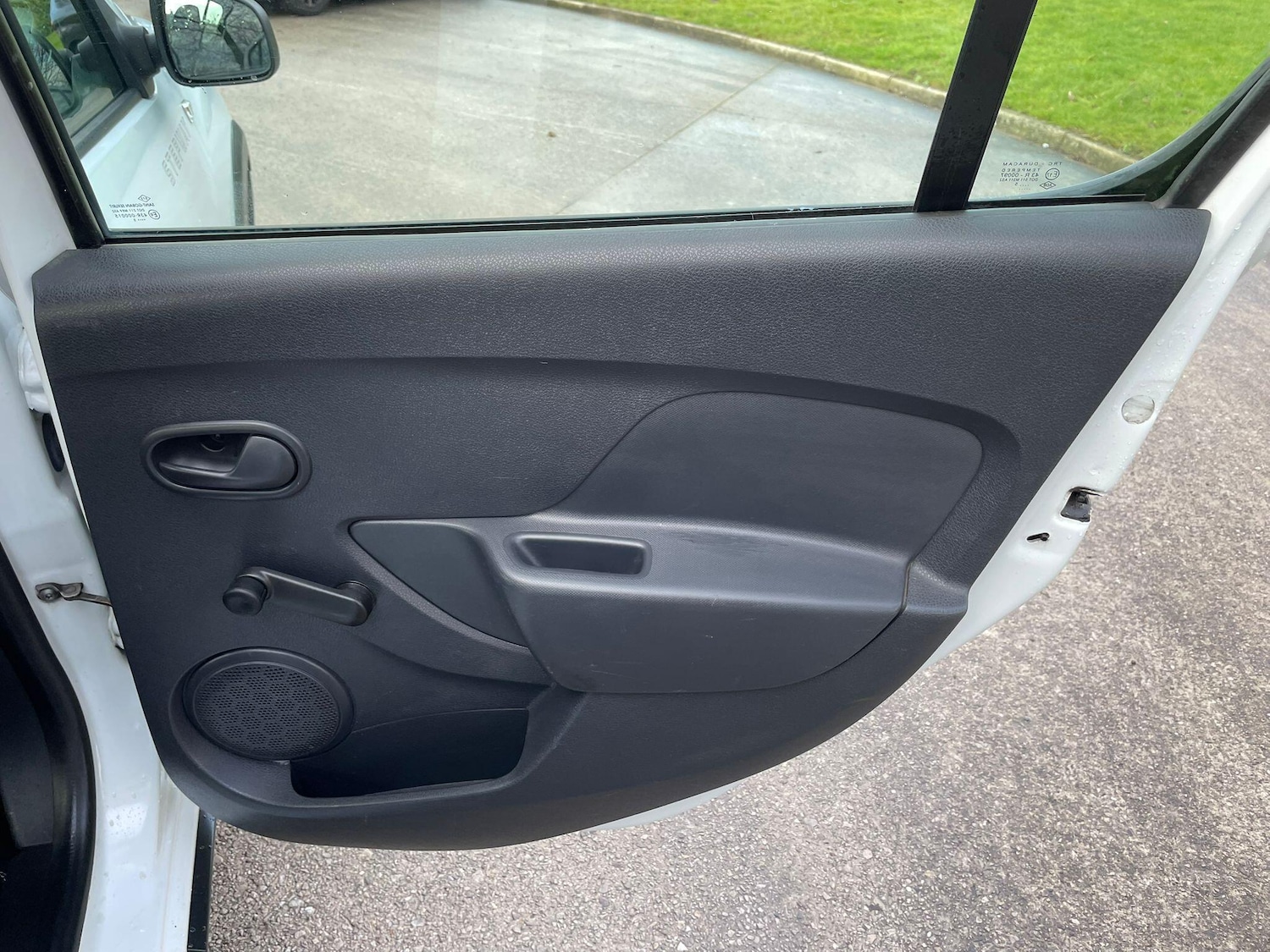 Used Dacia Sandero Stepway 2015 for sale - 77386830: Photo 24