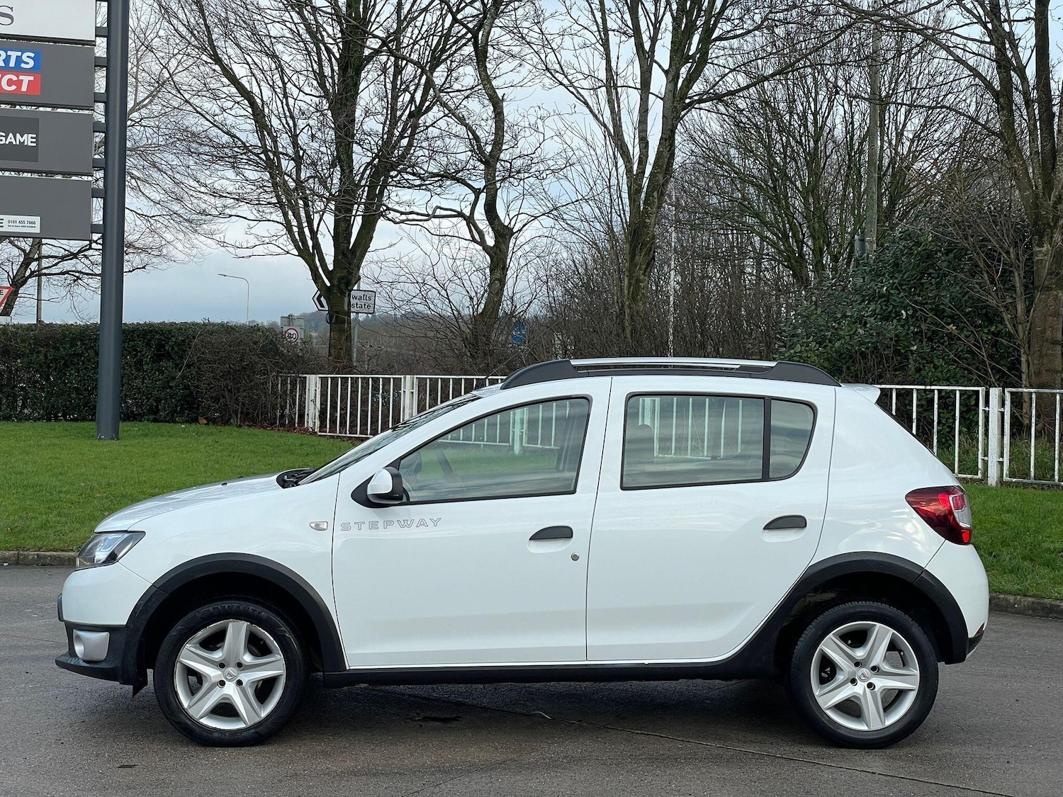 Used Dacia Sandero Stepway 2015 for sale - 77386830: Photo 4